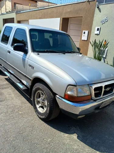 Ford Ranger 2.5 4X2 CD TB Diesel 2001
