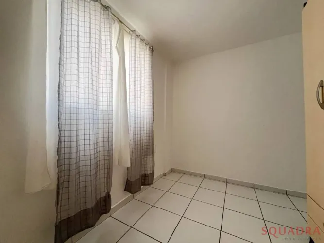 Apartamento com 3 dormitórios para alugar, 56 m² por R$ 2.395,00/mês - Capão Raso - Curiti