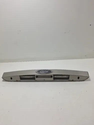 Moldura Tampa Traseira Luz Placa Ford Fiesta 2008/2009