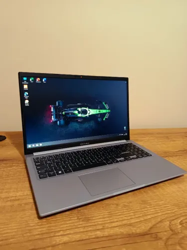 Notebook Ryzen 5, 8GB Ram, NVMe 256, muito rápido ? Impecável