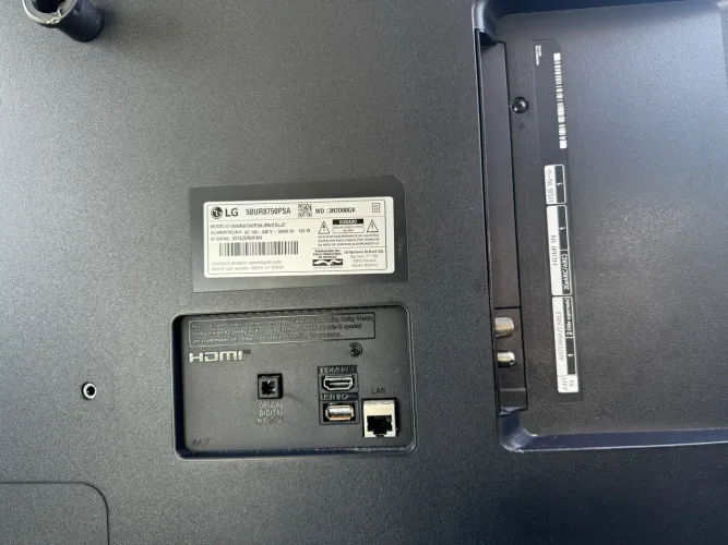 TV LG 50 polegadas- retirada de peças