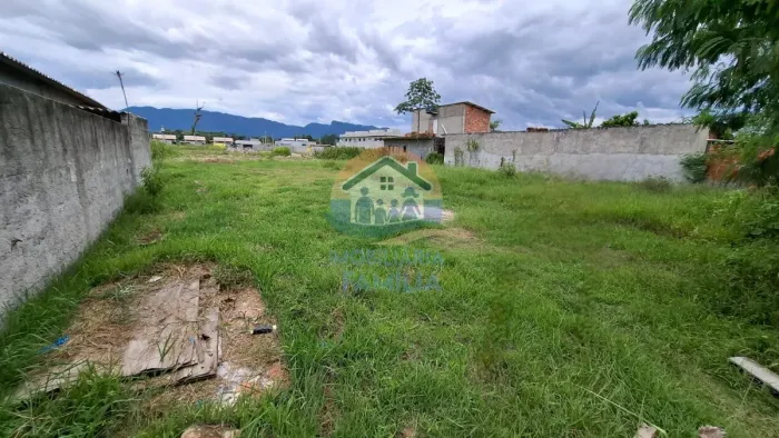 EXCELENTE OPORTUNIDADE DE LOTE PARA FINANCIAMENTO BANCÁRIO NO BAIRRO BALNEÁRIO DOS GOLFINH