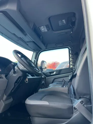 Vendo /troco vw-9.170 único dono