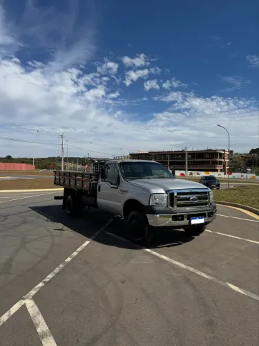 Ford F4000 2005 Motor Cummins ZERO KM - Carroceria Nova - Pneus Zero