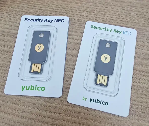 Chave de Segurança Yubico Security Key NFC (USB-A) - FIDO2 / Passkey