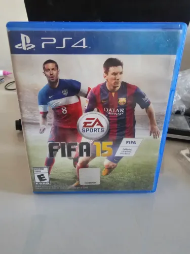 Jogo para PS4 PS5 mídia física usado Fifa 15