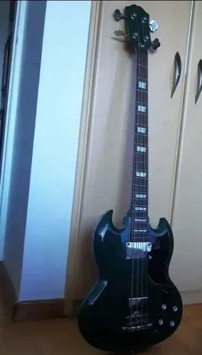 Baixo Epiphone Eb-3 Sg