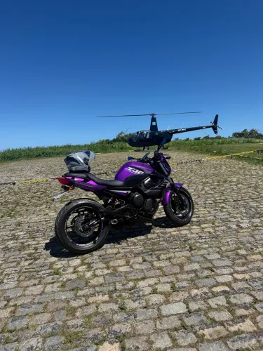 Vendo xj6 a mais linda da região dos lagos 