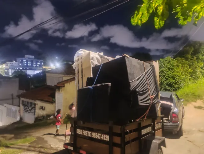 Frete é só chamar qual que horário *