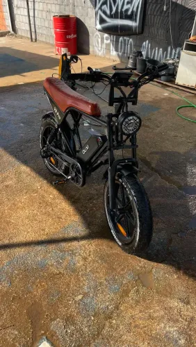 Bicicleta Elétrica V8 Pro 1000W 2025
