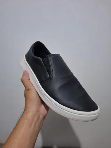 Vendo tênis usado tamanho 43 Masculino