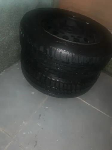 Duas rodas 14 com pneus bom