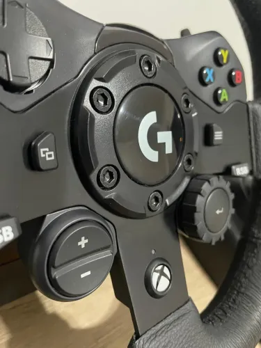 Volante Logitech G923 - (Xbox/PC)