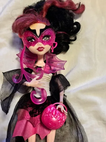monster high - draculaura ghouls rule