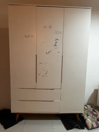 Vende guarda-roupa 100% MDF