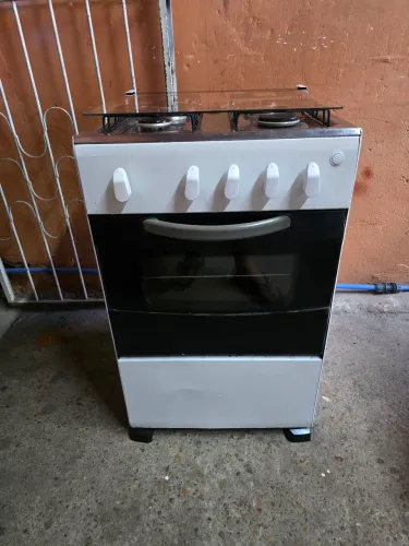 Fogão esmaltec, ( com entrega)