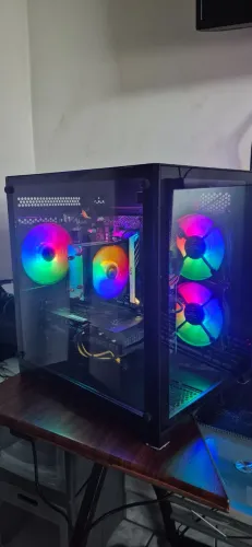 PC Gamer, AMD Ryzen 7 5700X, GeForce RTX 3060 12GB, 24GB DDR4, SSD 480GB