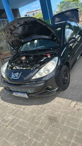 Peugeot 207 Sedan Passion XR 1.4 Flex 8V 4P 2011