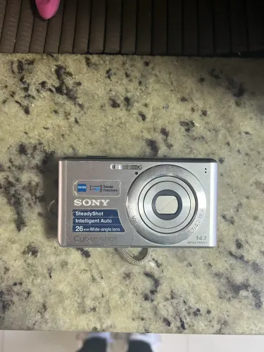 Câmera Sony Cyber-shot DSC-W530