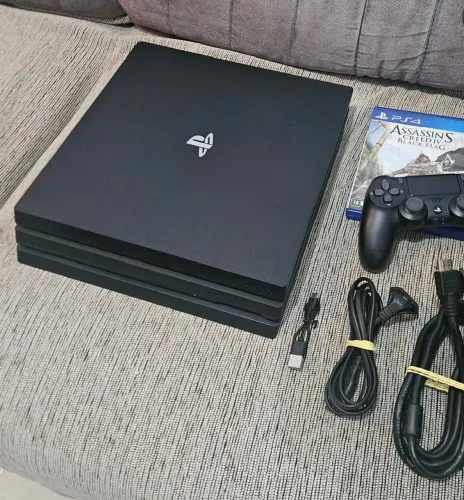 PS4 Pro 2 TB super novo