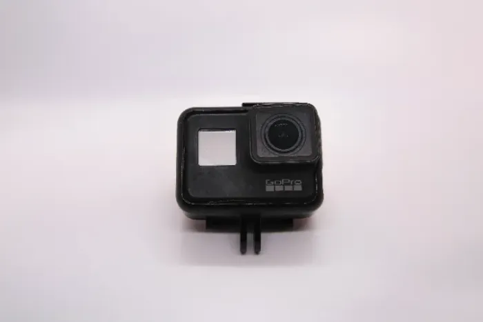 GoPro Hero 7 + inúmeros acessórios - usada, funcionando
