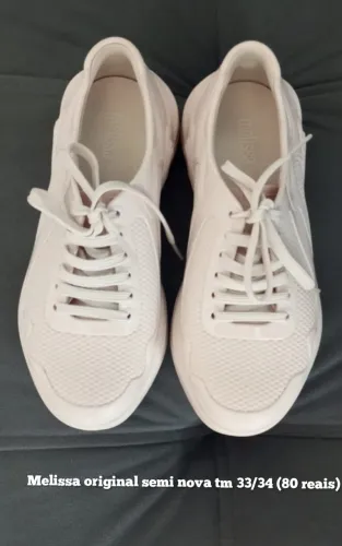 Melissa original tamanho 33/34 usado poucas vezes