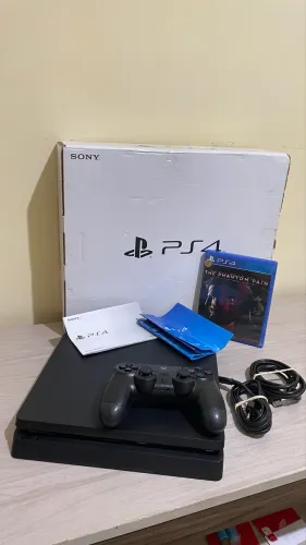 PlayStation 4 Slim 500GB Completo na Caixa + Metal Gear Solid V