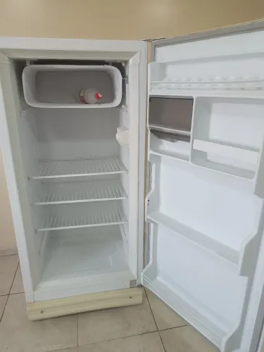 Geladeira venax faço entrega