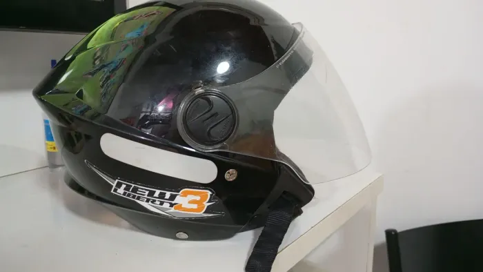 Capacete moto