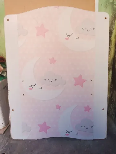 Berço feminino