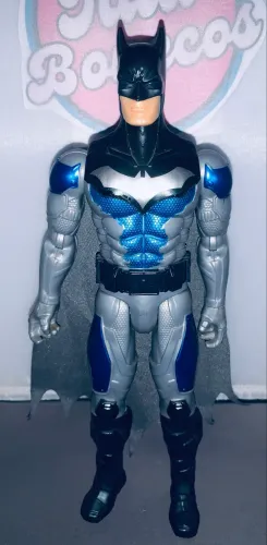 Batman missions 30 com Mattel usado ótimo estado 