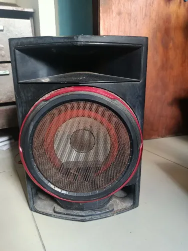 Mini System LG XBOOM CJ87 1800W RMS com Caixas Funcionando - Com Defeito