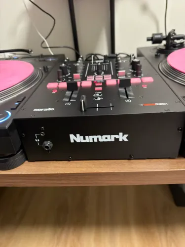 Mixer Numark Scratch - só testado (zero)