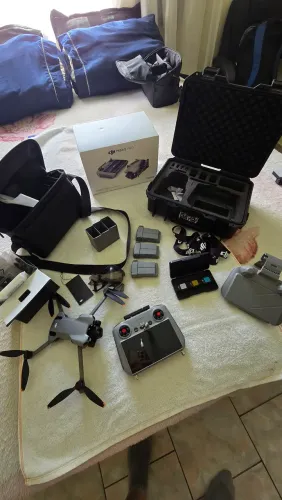 Drone dji mini 5 pro combo plus original 3 baterias 52 minutos mais acessórios