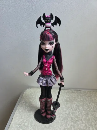 Draculaura Básica - Custom (13 wishes) - Monster high