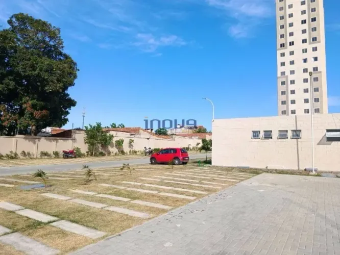 Aluga-se Apartamento - Torre Solare