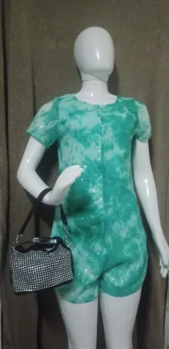 Roupas lélia correia com paetê número 40