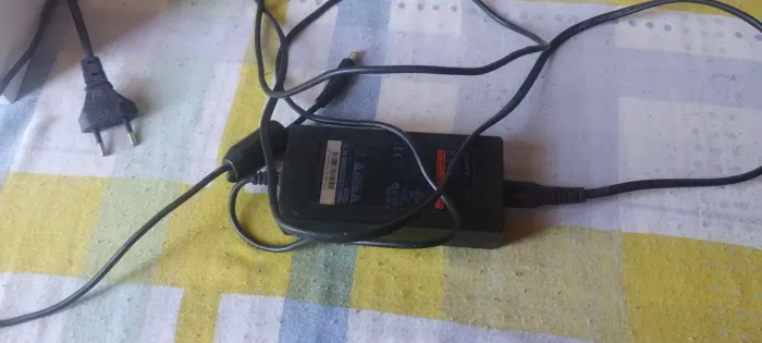 Fonte Playstation 2 original funcionando perfeitamente