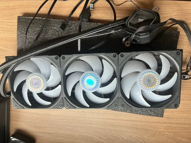Water Cooler ? Corsair H150i 360mm RGB
