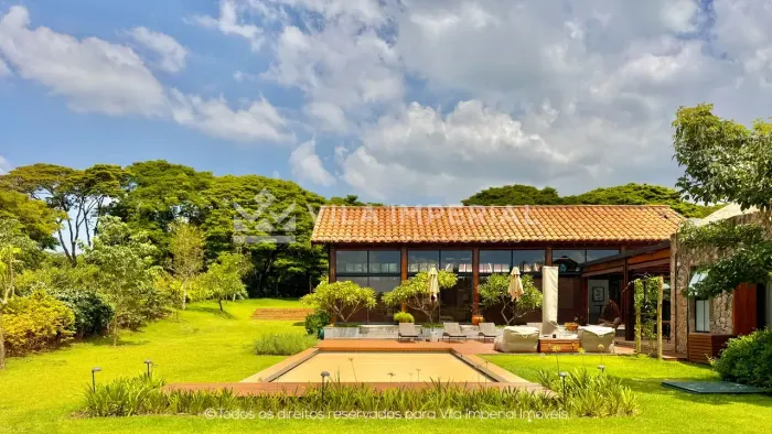 Casa à venda no Haras Larissa, em Monte Mor/SP.