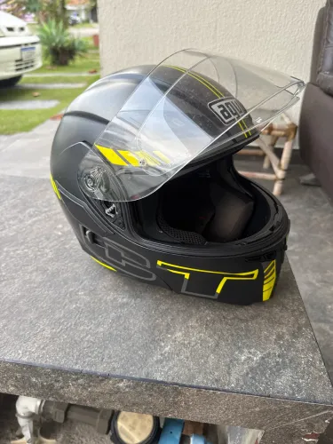 Capacete AGV COMPACT semi novo, poucas vezes usado