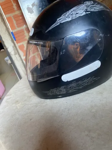 Vendo capacete para motoristas