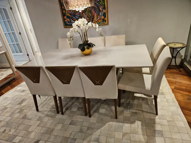 Mesa de jantar elegante - madeira e vidro 8 lugares