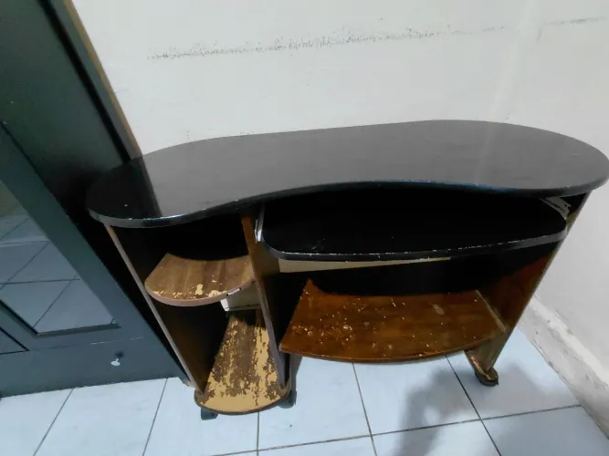 MESA DE COMPUTADOR Ou NOTEBOOK