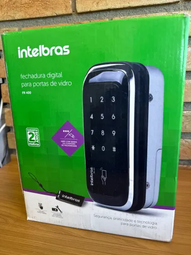 Fechadura digital porta de vidro intelbras