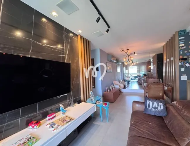 Oportunidade apartamento á venda  Alphagreen 2 quartos 80 m2 REFORMADO POR ARQUITETO