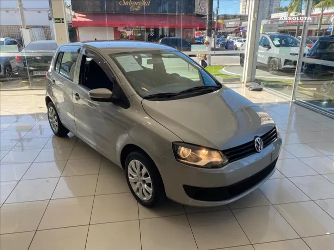 Volkswagen Fox 1.0 MI Total Flex 8V 5P 2012