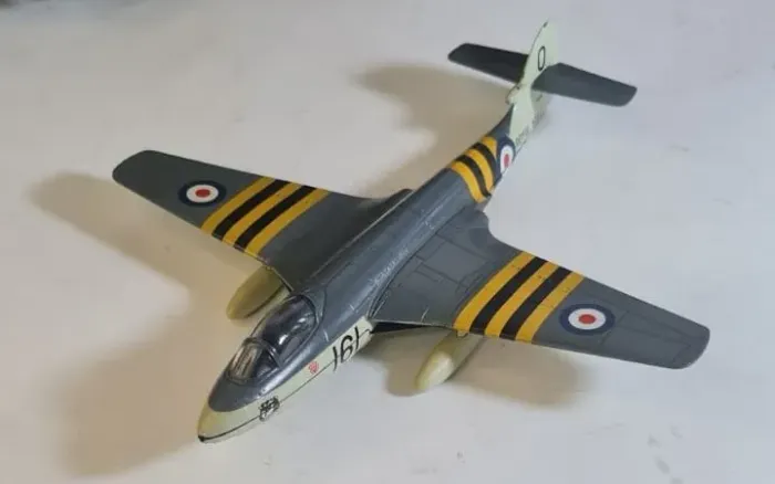 Miniatura Caça Jato Hawker Sea Hawk FGA6 1:72 Deagostini No EstadoDescrição do Anúncio:Ve
