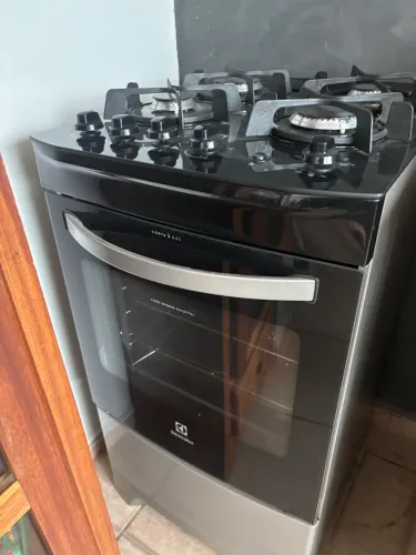Fogão Electrolux 4 Bocas com Mesa de Vidro - Excelente Estado
