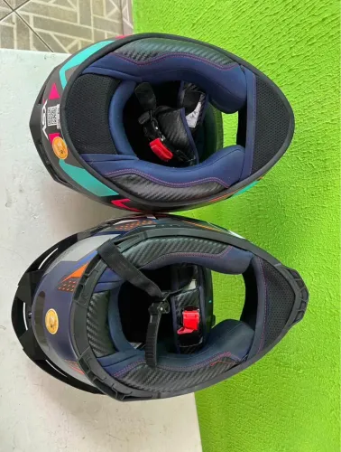 2 capacetes asx por 550,00